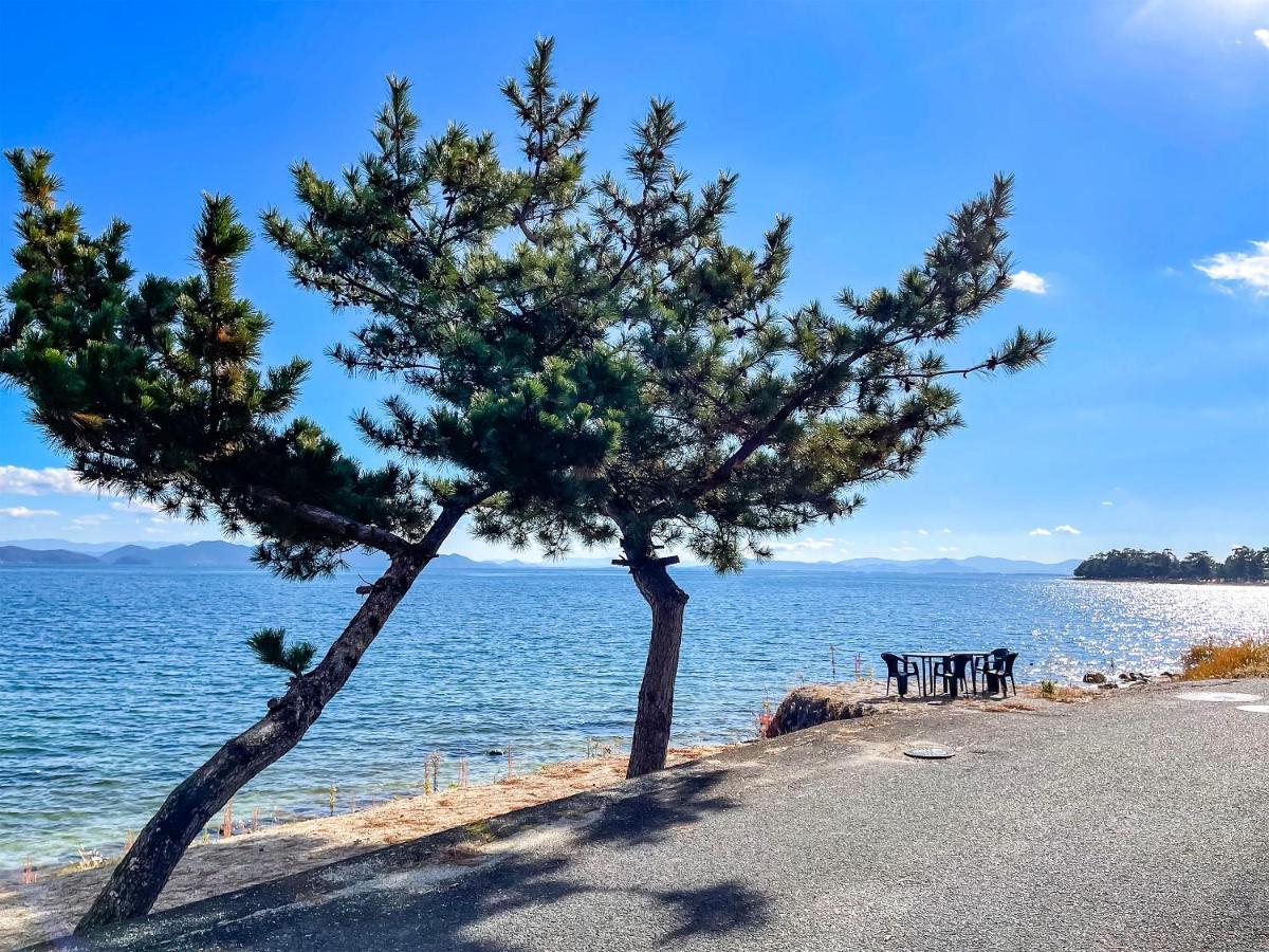 Biwa-Lakeside Cottage B B Dylan Minamikomatsu 外观 照片
